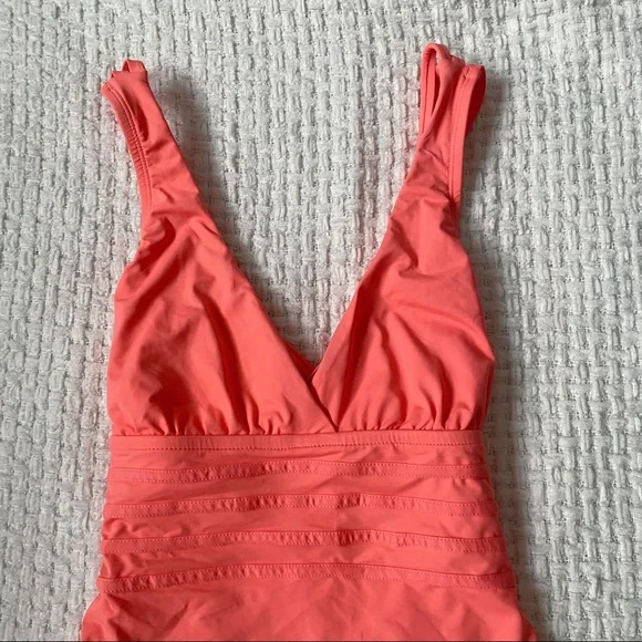 LA BLANCA Island Goddess Multi-Strap Cross-Back One Piece sz 6 - Picture 2 of 8